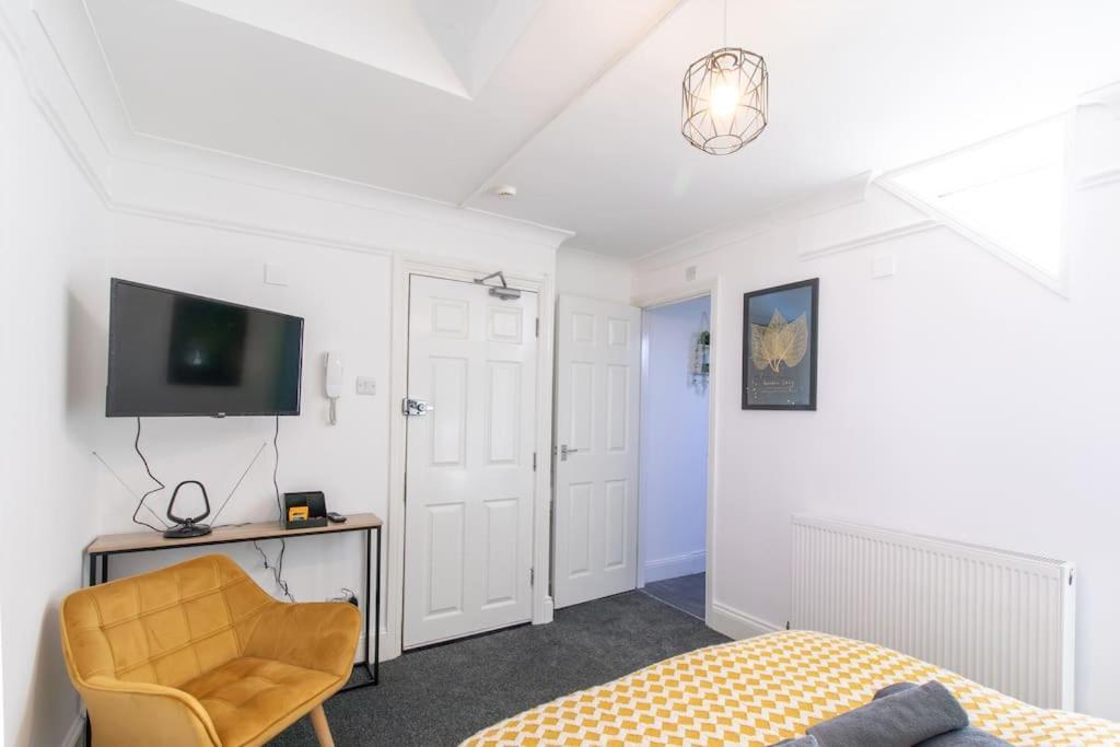 Open Mind Property - Ensuite Studio In Southsea Portsmouth Exterior photo