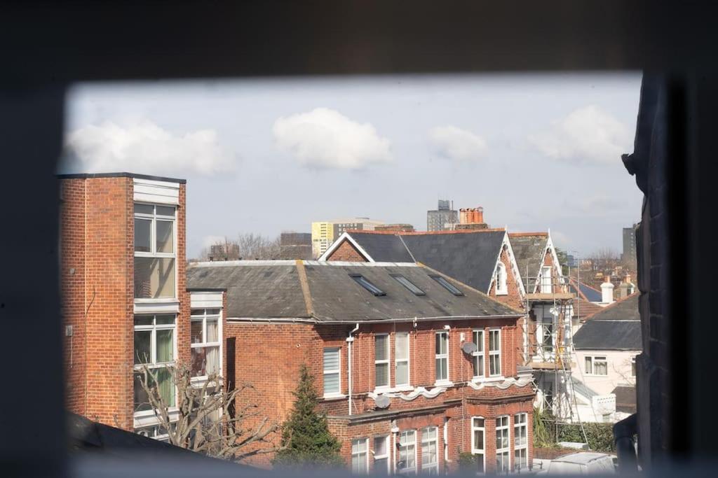Open Mind Property - Ensuite Studio In Southsea Portsmouth Exterior photo